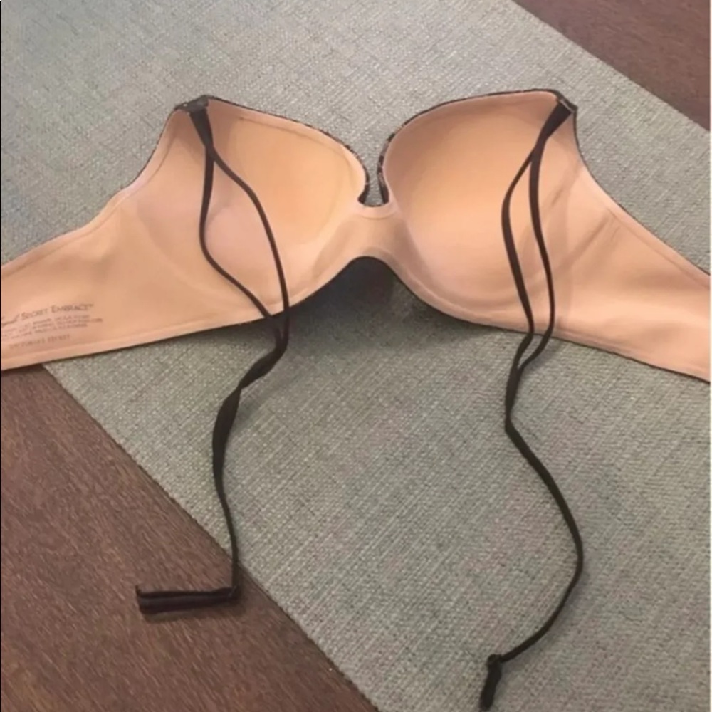 Victoria Secret Embrace 34c Bra - Picture 3 of 4